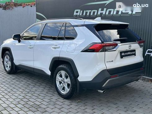 Toyota RAV4 2019 - фото 13