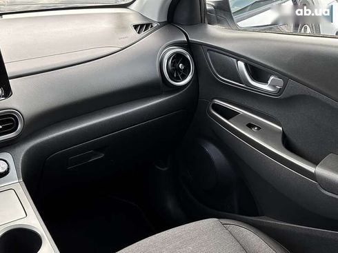 Hyundai Kona Electric 2021 - фото 19