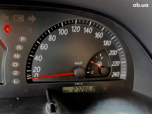 Toyota Camry 2002 черный - фото 12