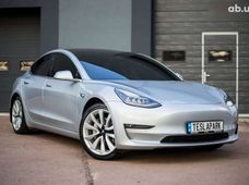 Продажа б/у Tesla Model 3 в Киевской области - купить на Автобазаре