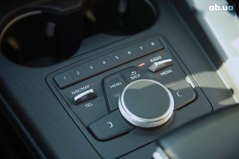 Audi A4 2017 - фото 19