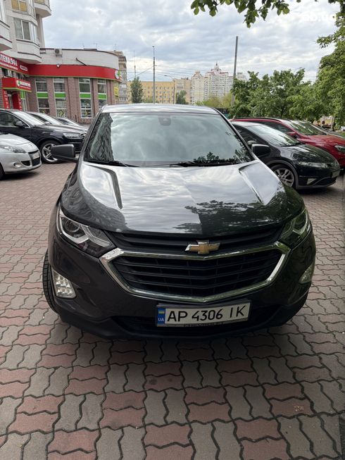 Chevrolet Equinox 2019 серый - фото 5