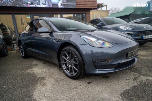 Tesla Model 3 2021 - фото 4