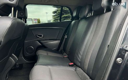 Renault Megane 2015 - фото 12