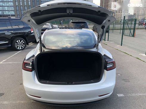 Tesla Model 3 2021 - фото 20