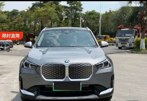 BMW iX1 2023 - фото 2