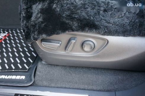 Toyota Land Cruiser 2022 - фото 22