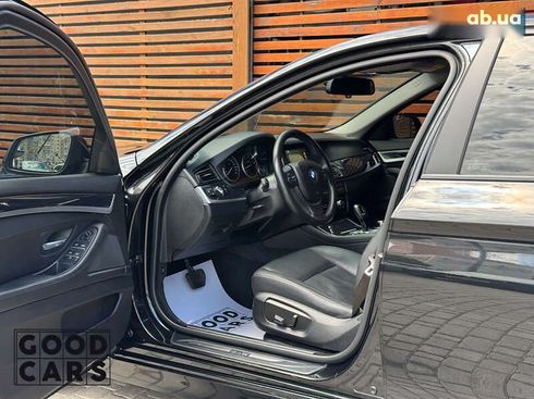 BMW 5 серия 2016 - фото 15