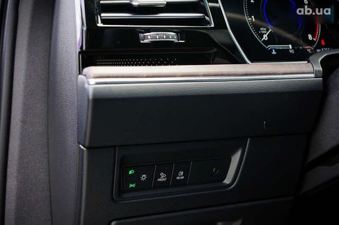 Volkswagen Touareg 2022 - фото 21
