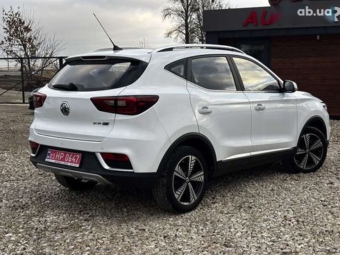 MG ZS EV 2020 - фото 11