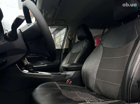 Toyota RAV4 2019 - фото 9