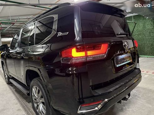 Toyota Land Cruiser 2021 - фото 8