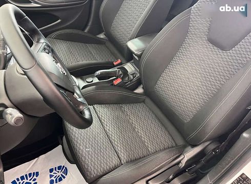 Opel Astra 2016 - фото 8