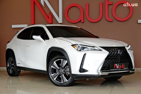 Lexus UX 2021 белый - фото 2