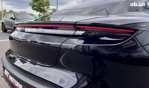 Porsche Taycan 2021 - фото 15