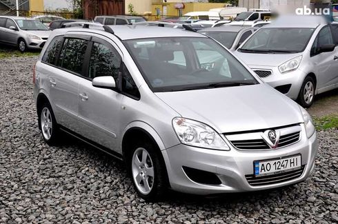 Opel Zafira 2009 - фото 16