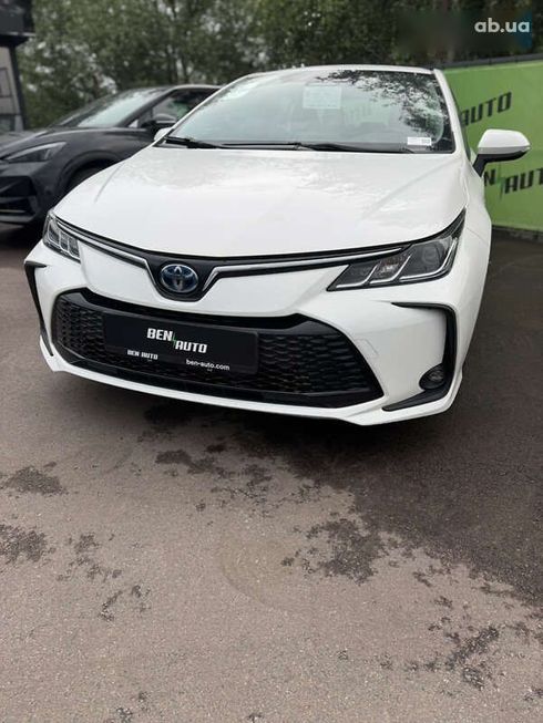 Toyota Corolla 2024 - фото 2