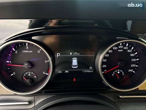 Kia Carnival 2021 - фото 17