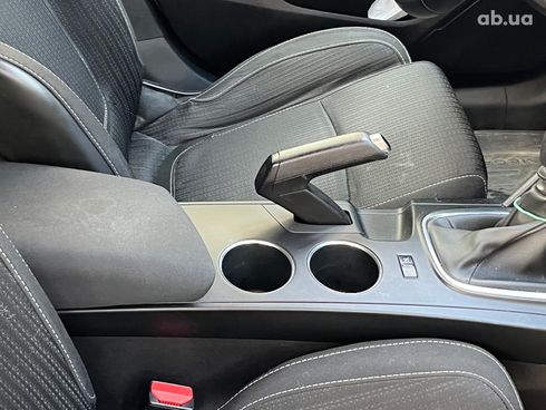 Renault Megane 2018 белый - фото 19