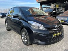 Продаж вживаних Toyota Yaris 2013 року в Чернівцях - купити на Автобазарі