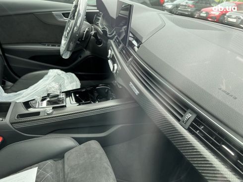 Audi RS 4 2022 - фото 12