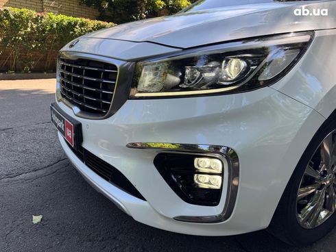 Kia Carnival 2019 белый - фото 13