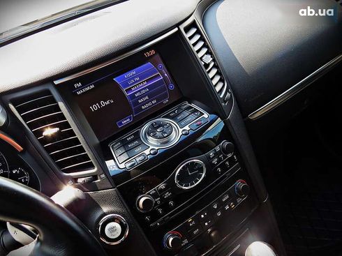 Infiniti QX70 2013 - фото 13