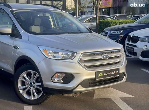 Ford Escape 2017 - фото 3