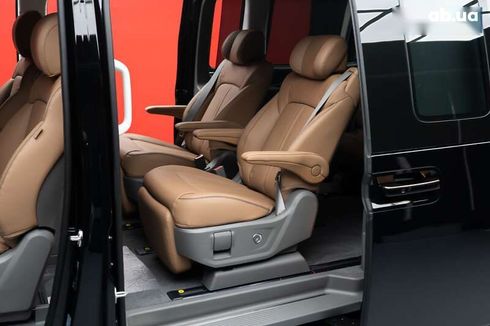 Hyundai Staria 2025 - фото 27