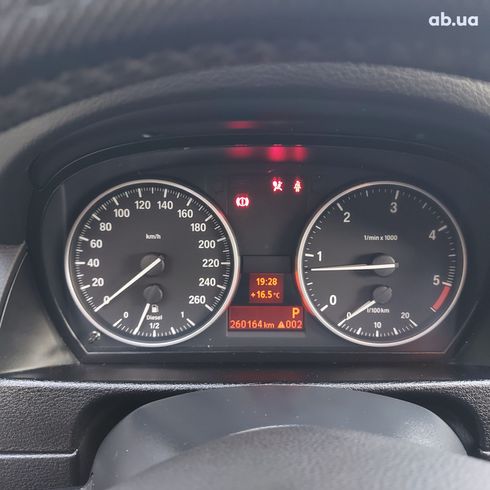 BMW X1 2011 - фото 12