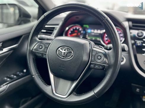 Toyota Camry 2018 - фото 28