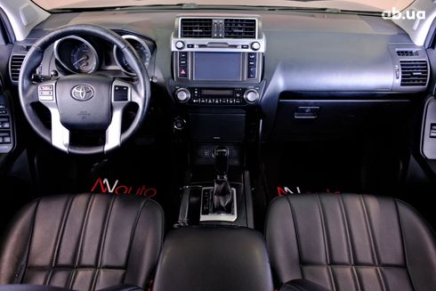 Toyota Land Cruiser Prado 2018 черный - фото 7
