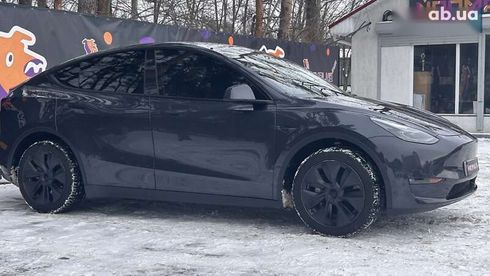 Tesla Model Y 2024 - фото 11