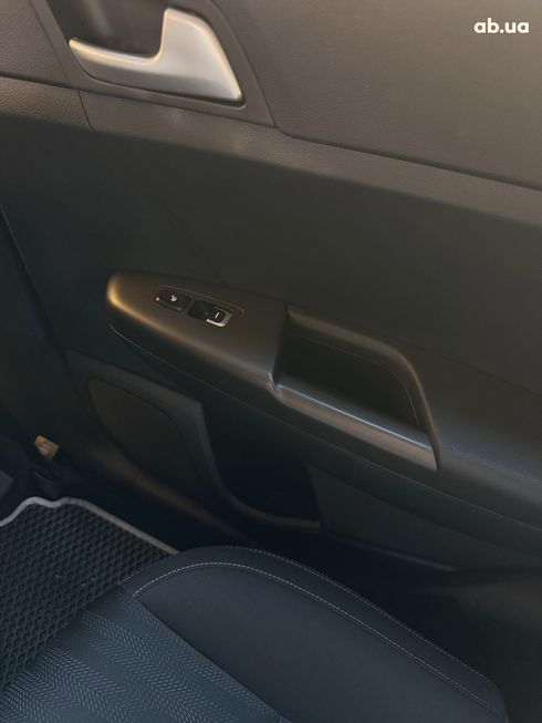 Kia Sportage 2020 серый - фото 14