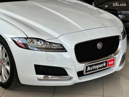 Jaguar XF 2016 белый - фото 4