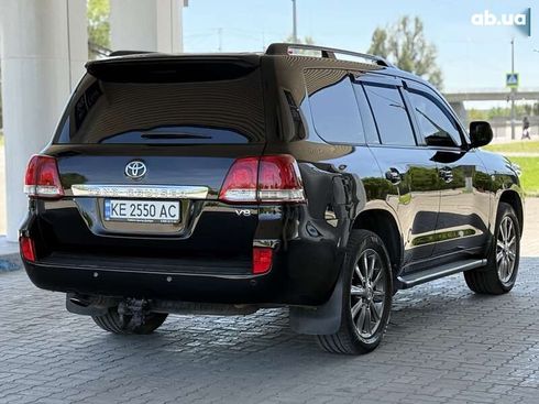 Toyota Land Cruiser 2010 - фото 12