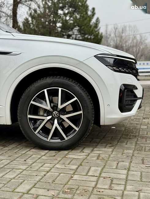 Volkswagen Touareg 2023 - фото 16