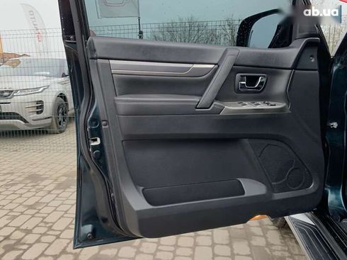 Mitsubishi Pajero Wagon 2014 - фото 23