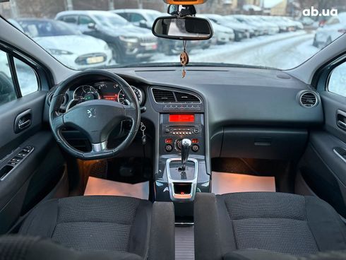 Peugeot 5008 2010 синий - фото 30