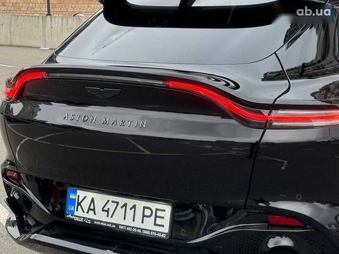 Aston Martin DBX 2021 - фото 10