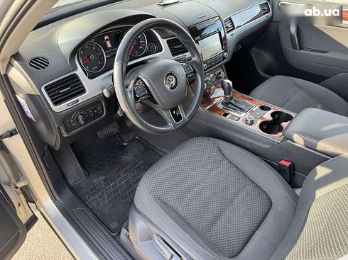 Volkswagen Touareg 2012 - фото 14