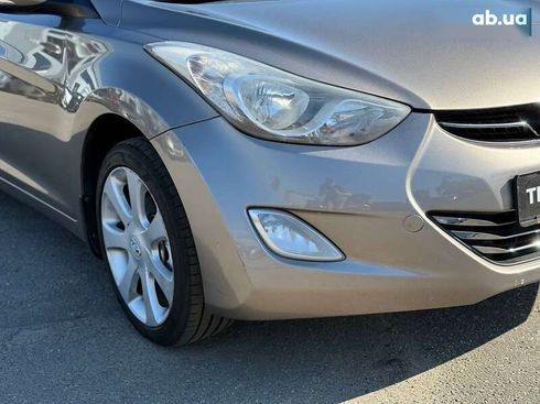 Hyundai Elantra 2012 - фото 3