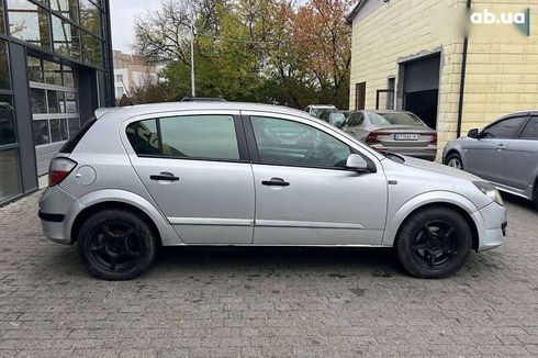 Opel Astra 2005 - фото 8