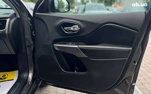 Jeep Cherokee 2019 - фото 21