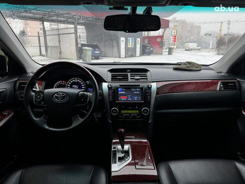 Toyota Camry 2014 черный - фото 21
