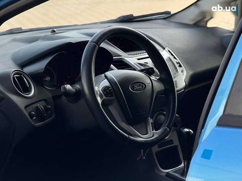 Ford Fiesta 2011 - фото 20
