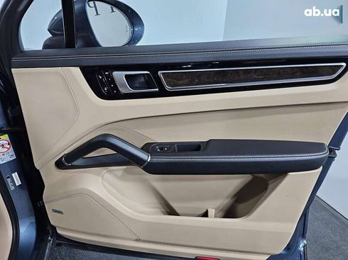 Porsche Cayenne 2018 - фото 21
