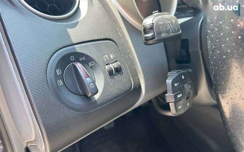 SEAT Ibiza 2010 - фото 10