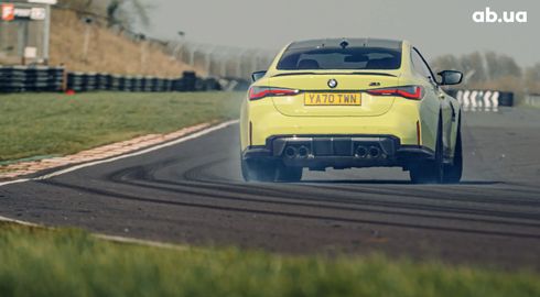 BMW M4 2023 - фото 6