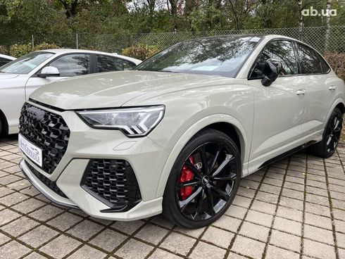 Audi RS Q3 2021 - фото 8